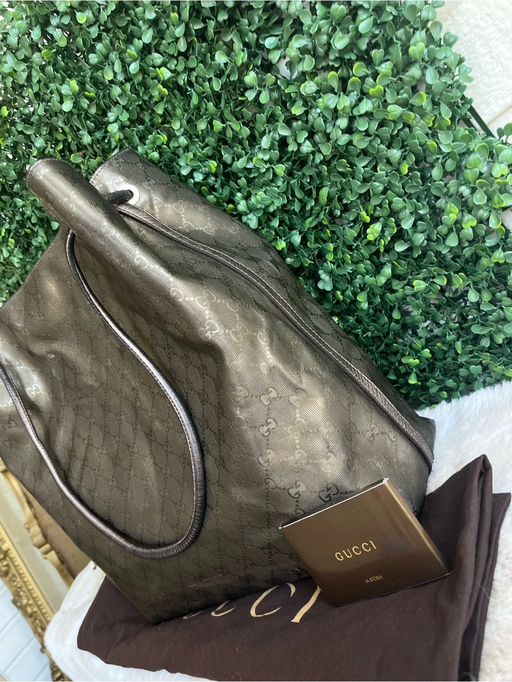 Gucci preowned minor